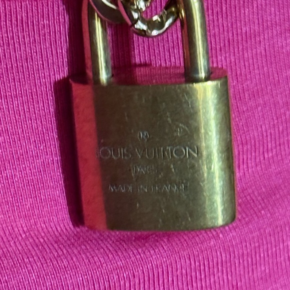 🎉❤️ LOUIS VUITTON Padlock LOCK 313 with Chain - Picture 4 of 5